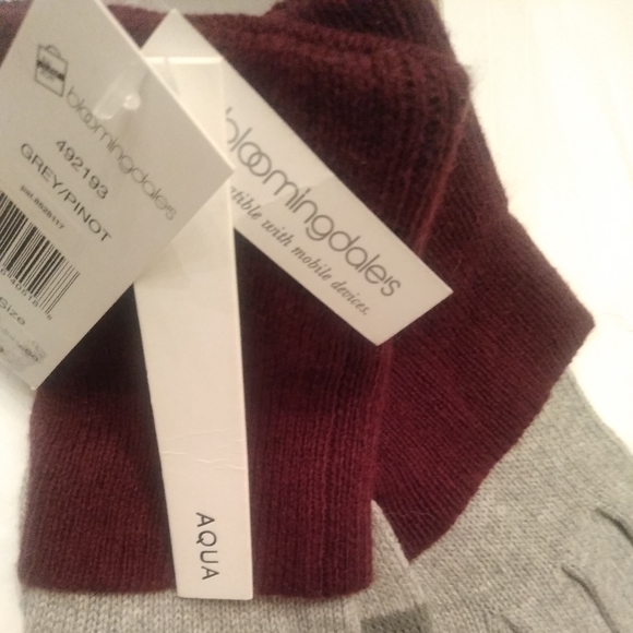 Bloomingdales Exclusive Aqua Grey/Pinot Gloves - Picture 5 of 5